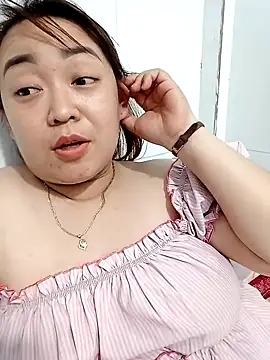 VyOanh2K online show from 1, 2, 2025