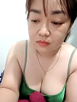 VyOanh2K online show from 17, 2, 2025