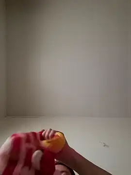 Snapshot of Susu204 chatting on 5, 12, 2024 Susu204 online show from 5, 12, 2024