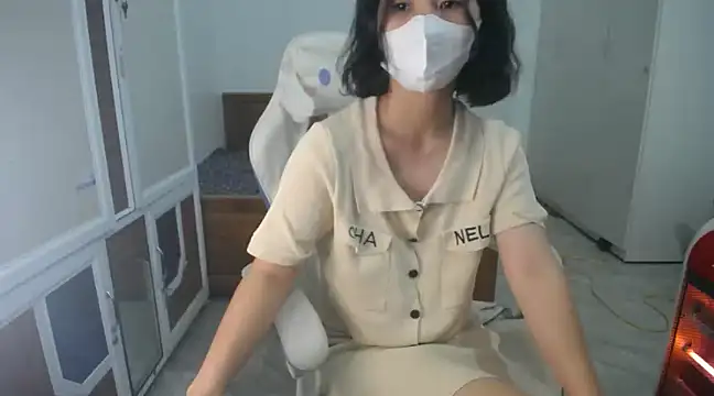 Snapshot of Susu204 chatting on 28, 12, 2024 Susu204 online show from 28, 12, 2024