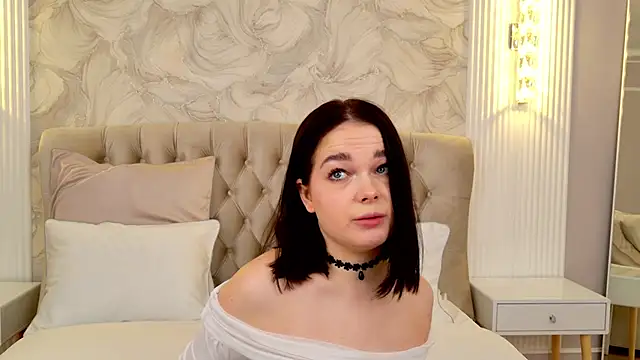 DeniseReese online show from 4, 3, 2025