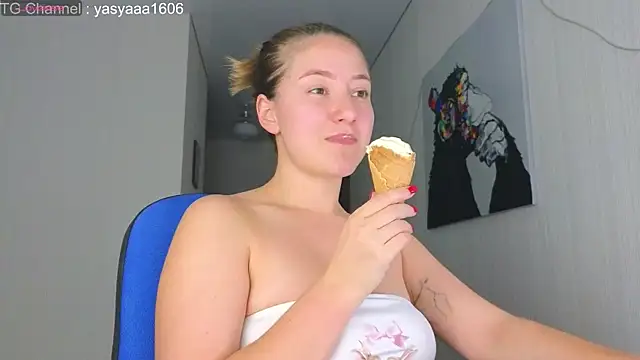 Yassyaaa online show from 11, 5, 2026