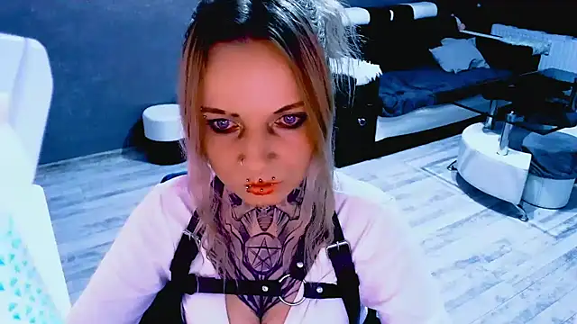 Snapshot of InesGold chatting on 4, 2, 2026 InesGold online show from 4, 2, 2026