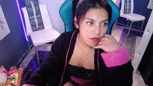 MartinaFonse online show from 31, 1, 2025