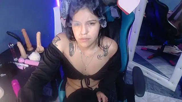 MartinaFonse online show from 4, 3, 2025