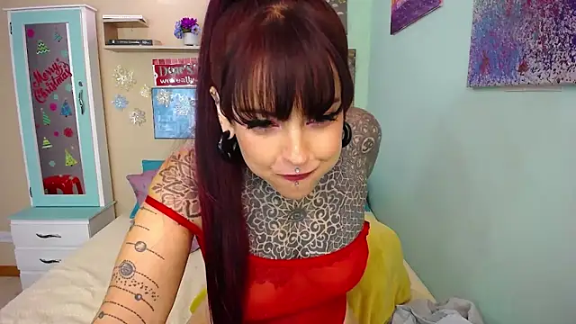 LolaRouse online show from 4, 12, 2024