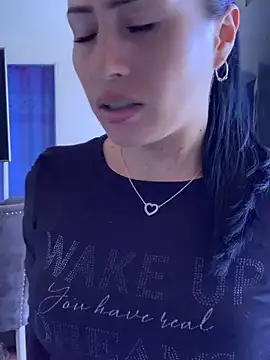 Snapshot of Sara_luna_ chatting on 18, 1, 2025 Sara luna  online show from 18, 1, 2025