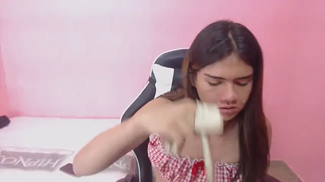 DEMI LEED online show from 4, 2, 2025