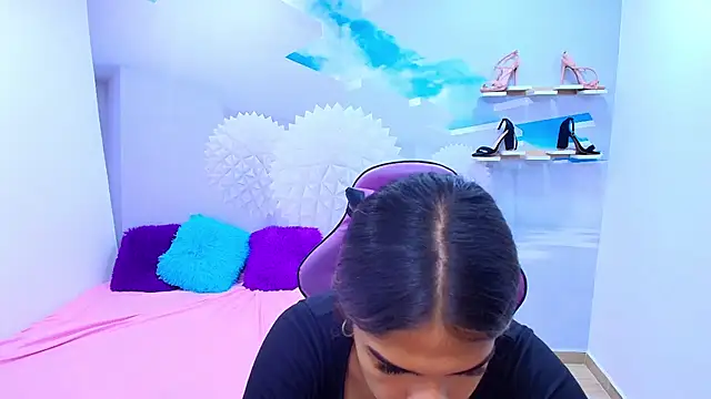 DEMI LEED online show from 3, 10, 2025