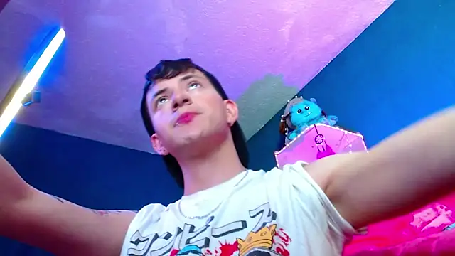 Snapshot of GabyThoms chatting on 16, 12, 2024 GabyThoms online show from 16, 12, 2024