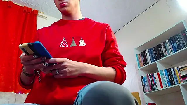 Snapshot of GabyThoms chatting on 29, 12, 2024 GabyThoms online show from 29, 12, 2024