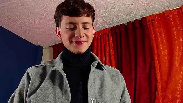 Snapshot of GabyThoms chatting on 30, 12, 2024 GabyThoms online show from 30, 12, 2024