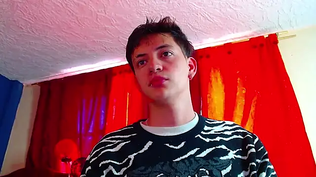 Snapshot of GabyThoms chatting on 31, 12, 2024 GabyThoms online show from 31, 12, 2024