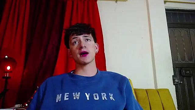 Snapshot of GabyThoms chatting on 3, 1, 2025 GabyThoms online show from 3, 1, 2025