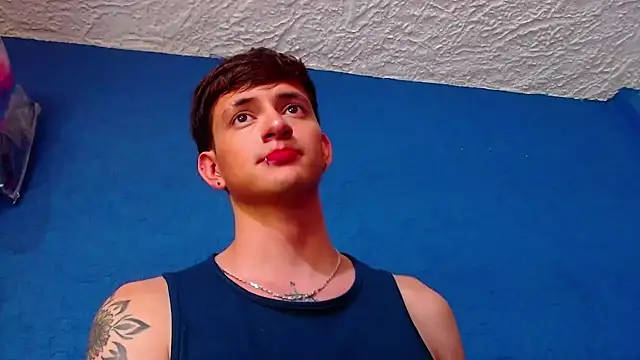 Snapshot of GabyThoms chatting on 9, 1, 2025 GabyThoms online show from 9, 1, 2025