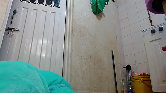 Snapshot of GabyThoms chatting on 15, 1, 2025 GabyThoms online show from 15, 1, 2025