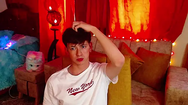 Snapshot of GabyThoms chatting on 15, 1, 2025 GabyThoms online show from 15, 1, 2025