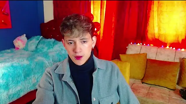 Snapshot of GabyThoms chatting on 28, 1, 2025 GabyThoms online show from 28, 1, 2025