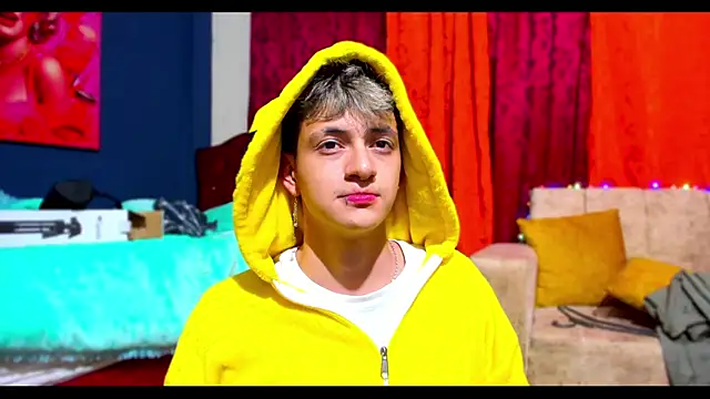 Snapshot of GabyThoms chatting on 31, 1, 2025 GabyThoms online show from 31, 1, 2025