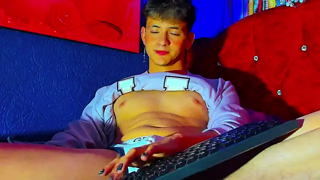 Snapshot of GabyThoms chatting on 21, 2, 2025 GabyThoms online show from 21, 2, 2025