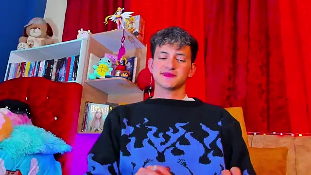 Snapshot of GabyThoms chatting on 6, 3, 2025 GabyThoms online show from 6, 3, 2025