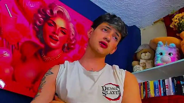 Snapshot of GabyThoms chatting on 11, 3, 2025 GabyThoms online show from 11, 3, 2025