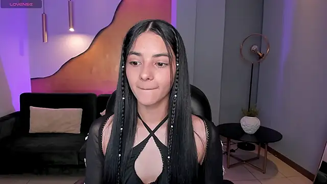 HannahJamesX online show from 21, 1, 2025