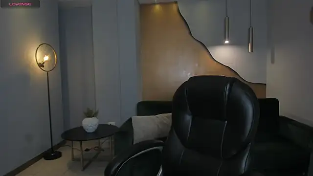 HannahJamesX online show from 23, 2, 2025