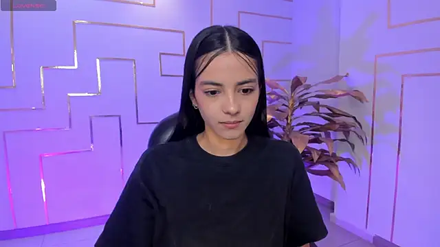 HannahJamesX online show from 12, 9, 2025