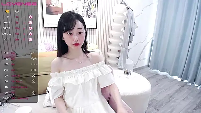 Snapshot of Destin_ chatting on 7, 10, 2025 Destin online show from 7, 10, 2025