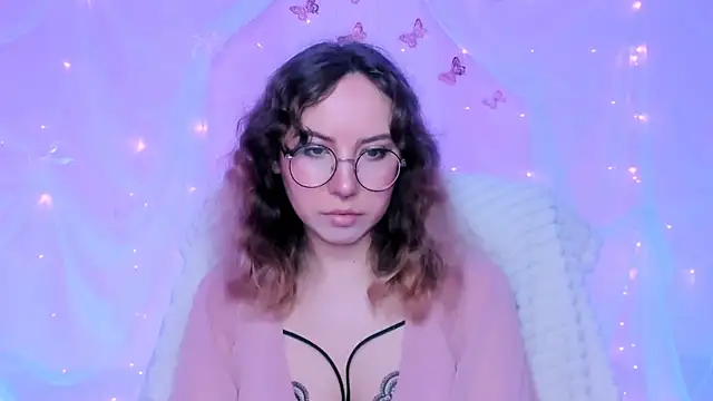 JasmineMilko online show from 4, 6, 2026