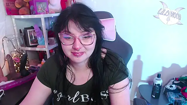 LiloMoon69 online show from 8, 12, 2024