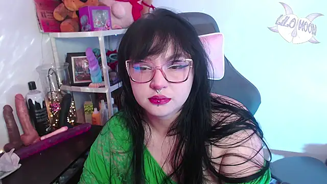 LiloMoon69 online show from 23, 12, 2024
