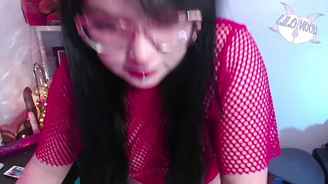 LiloMoon69 online show from 25, 12, 2024