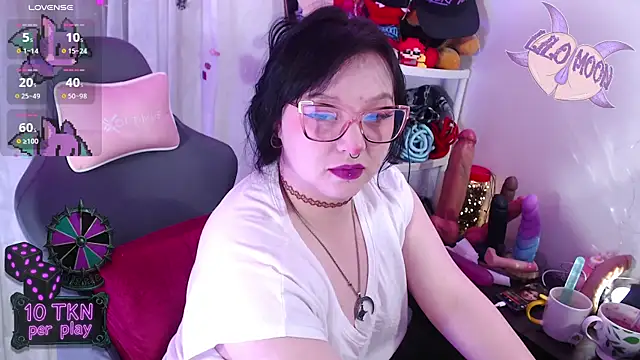 LiloMoon69 online show from 17, 11, 2025