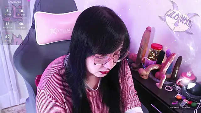 LiloMoon69 online show from 12, 5, 2026