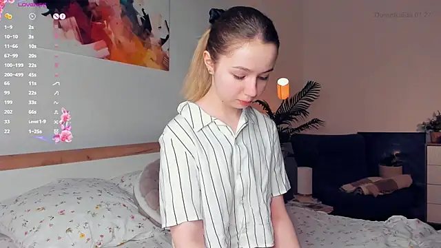 Snapshot of DominikaElis chatting on 27, 1, 2025 DominikaElis online show from 27, 1, 2025