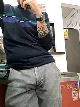 Snapshot of PublicNoFace chatting on 8, 1, 2025 PublicNoFace online show from 8, 1, 2025