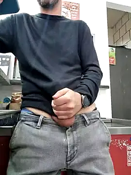 Snapshot of PublicNoFace chatting on 28, 1, 2025 PublicNoFace online show from 28, 1, 2025