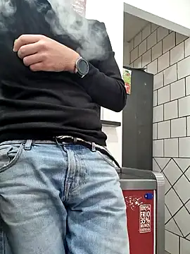 Snapshot of PublicNoFace chatting on 6, 2, 2025 PublicNoFace online show from 6, 2, 2025