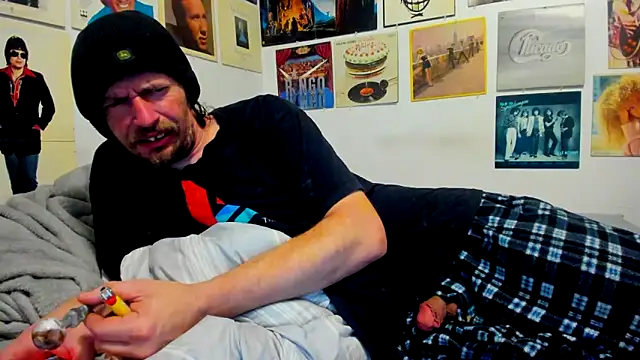 cloudyystar666 online show from 15, 12, 2025