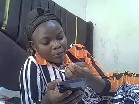 pretty vivy online show from 21, 3, 2025