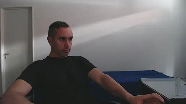 Snapshot of HELL_FIRE chatting on 1, 12, 2024 HELL FIRE online show from 1, 12, 2024