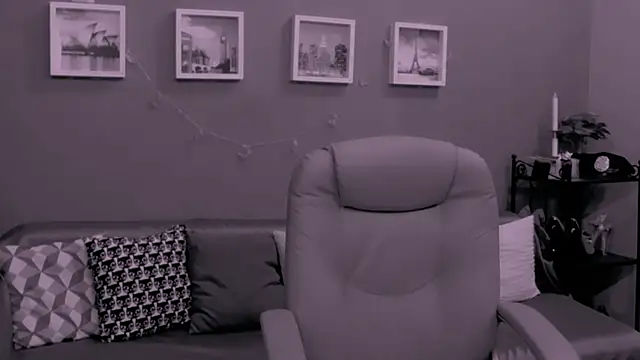 Snapshot of ChantalLion chatting on 15, 12, 2024 ChantalLion online show from 15, 12, 2024