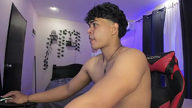 Snapshot of johan_beley_ chatting on 15, 4, 2026 johan beley online show from 15, 4, 2026