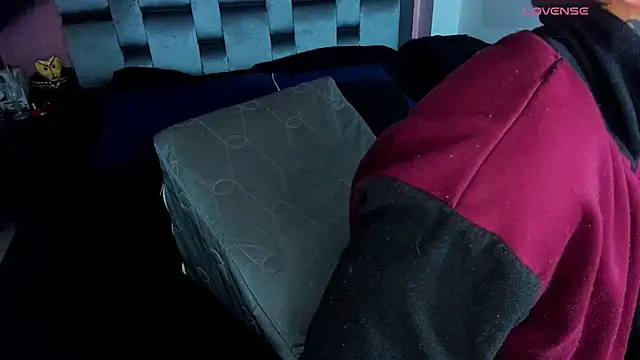 Piggy Eddy online show from 18, 1, 2025