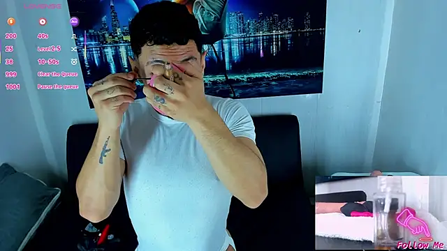 Piggy Eddy online show from 11, 9, 2025