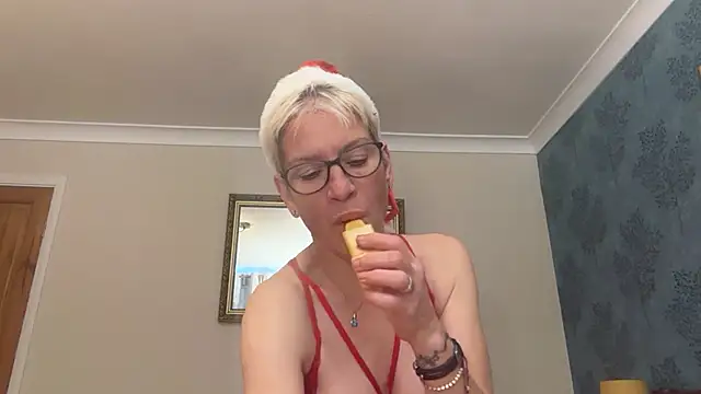 JennyHazel1 online show from 5, 12, 2024