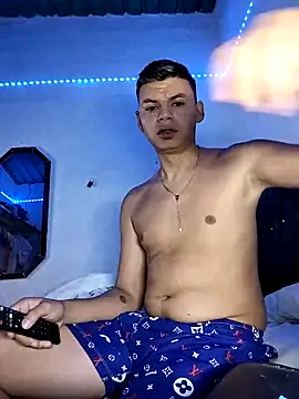 macg bigcock online show from 28, 10, 2025