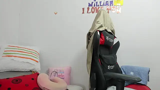 GatitaSexy Hotwet4u online show from 26, 10, 2025